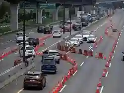 Video Kontraflow di Tol Japek Pagi Ini